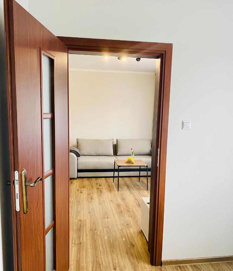 Apartamenty Teatralne กอร์ซุฟเวียลคอปอลสกี ภายนอก รูปภาพ