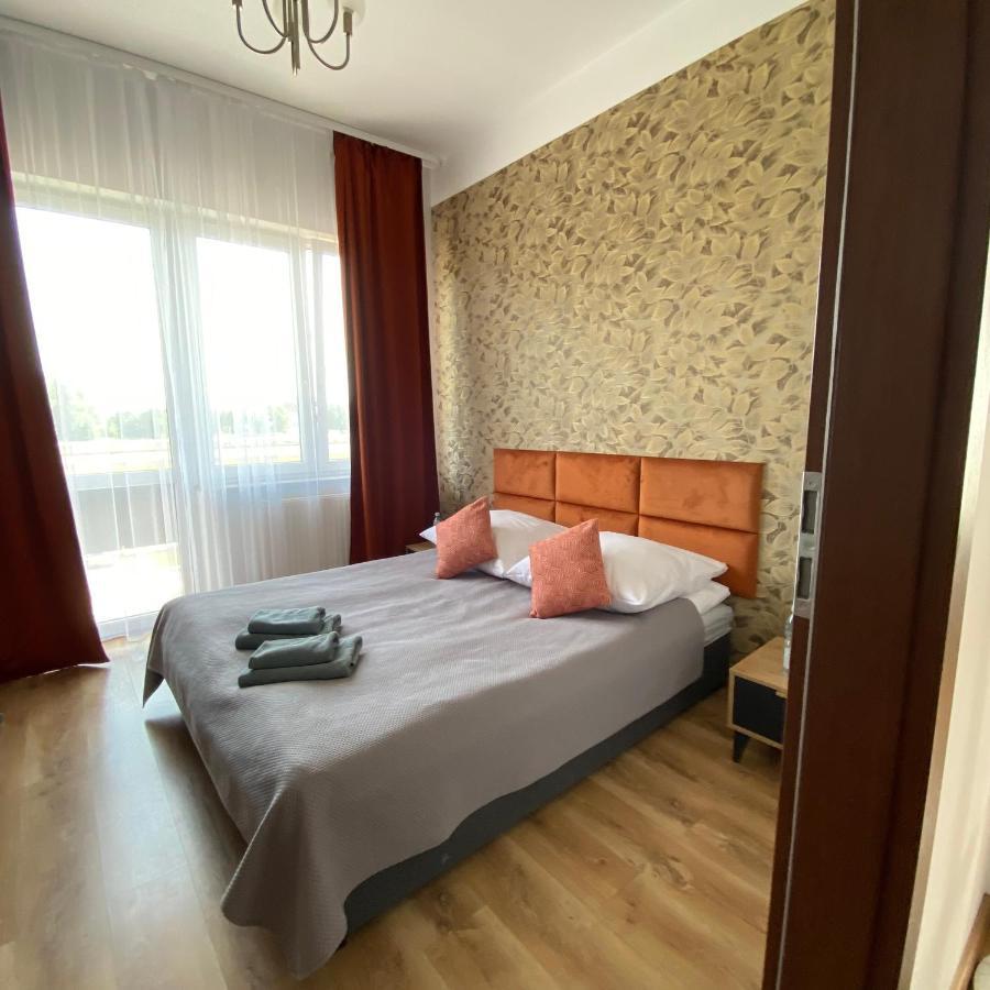 Apartamenty Teatralne กอร์ซุฟเวียลคอปอลสกี ภายนอก รูปภาพ